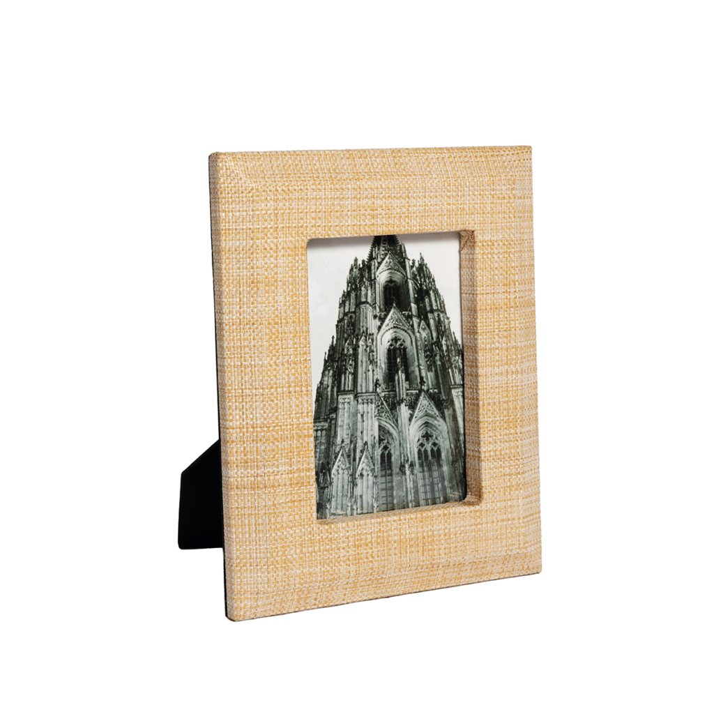 Raffia Frames