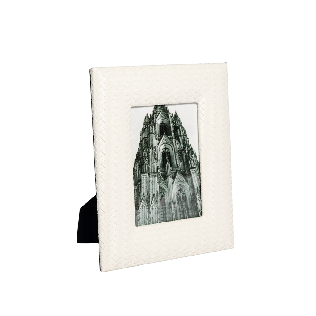 Raffia Frames